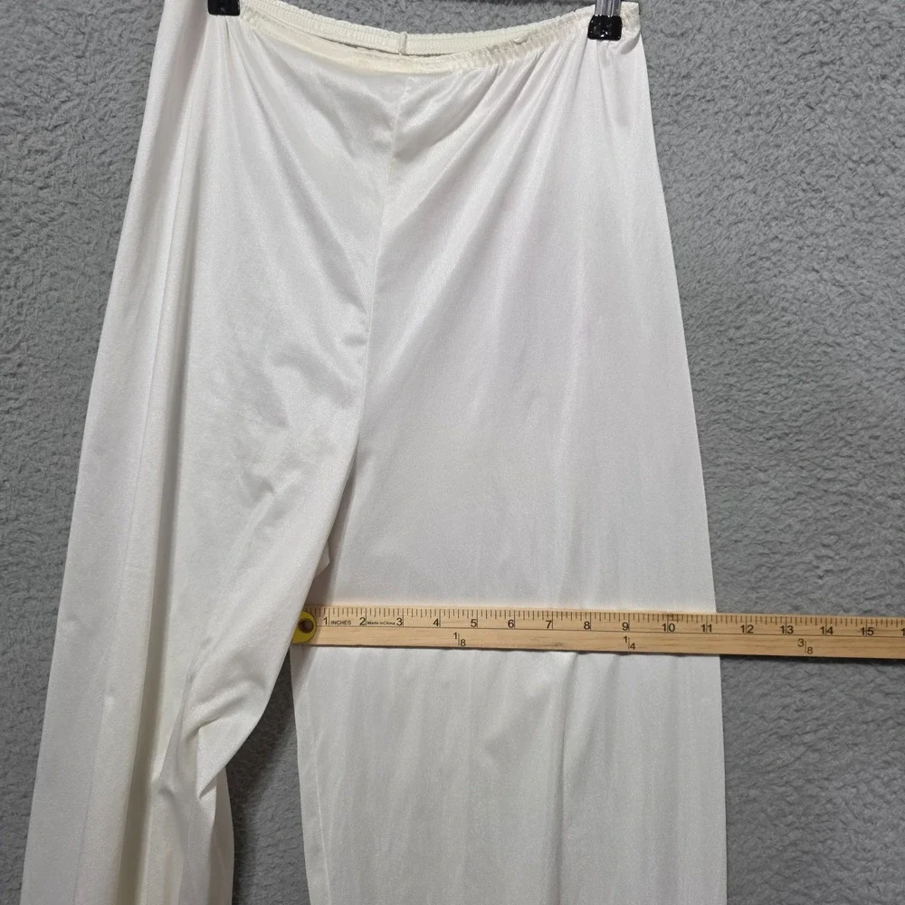 Vel Made Womens 80s White Nylon Tricot Pajama Set Smocking Granny Chic Vintage